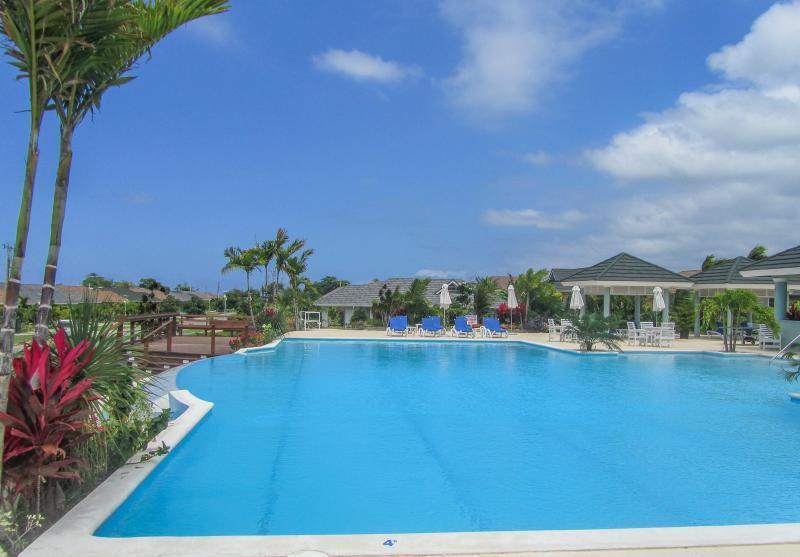 Villa Ocho Rios Under The Palms Exterior foto
