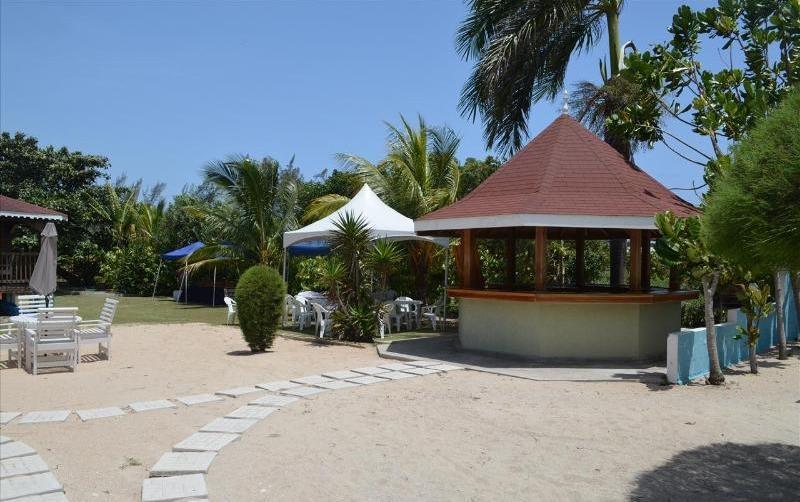 Villa Ocho Rios Under The Palms Exterior foto